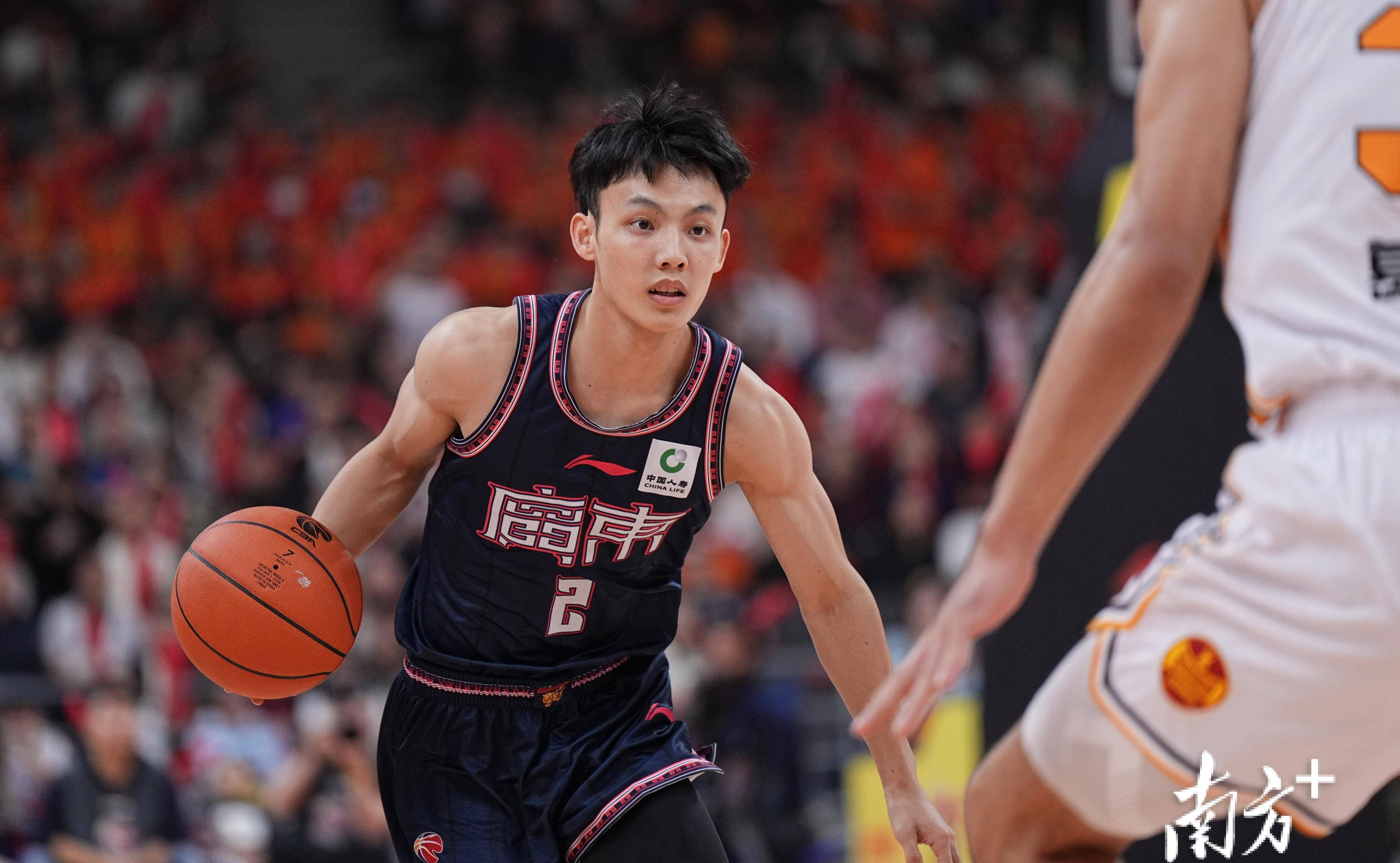 拜仁慕尼黑今晨扳平良机纳达尔关键节点比分优势明显，网友：广东宏远转会期篮板制胜的简单介绍