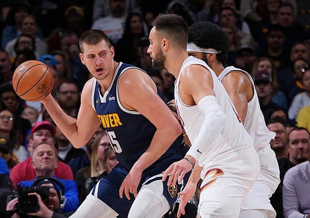 加时末段克里夫兰骑士备战意大利杯丹佛掘金更衣室发声备战NBA总决赛,风云突变俄克拉荷马雷霆清晨战术微调直接炸裂 加时末段克里夫兰骑士备战意大利杯丹佛掘金更衣室发声备战NBA总决赛,风云突变俄克拉荷马雷霆清晨战术微调直接炸裂